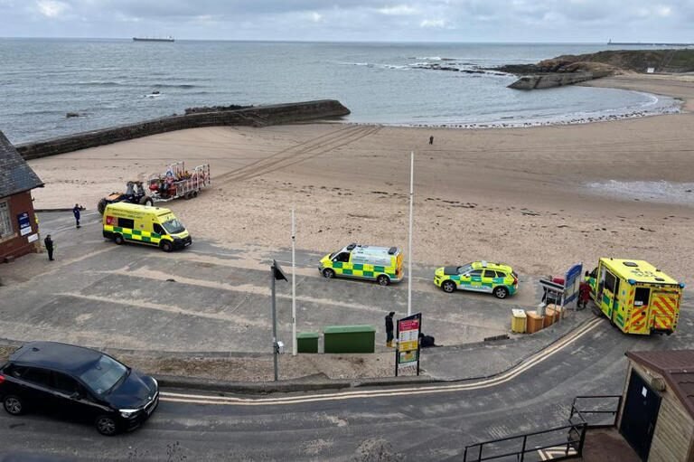 cullercoats bay emergency services rescue