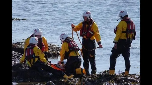 cullercoats bay emergency services rescue