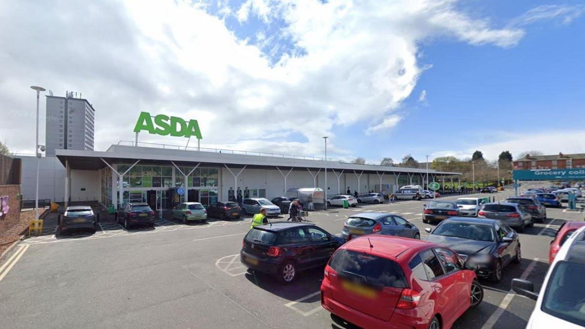 nottingham asda stephen newcombe begging ban